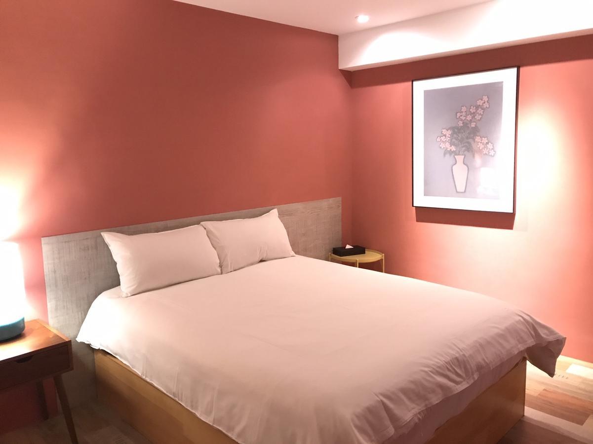 Happy Inn Taichung Buitenkant foto